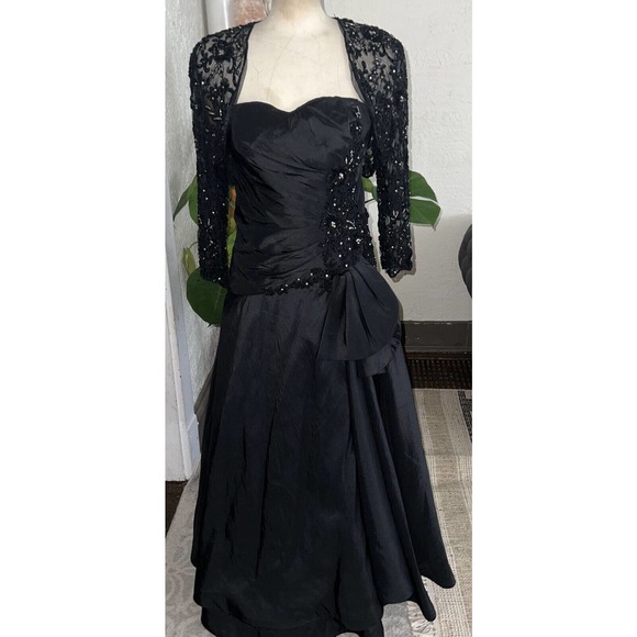 Dresses & Skirts - Montage Mon Cheri Formal Gown Beaded Dress And Jacket Bolero Set Formal 8 Med